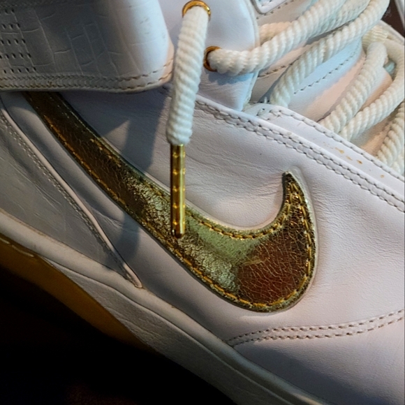 NIKE Air Force 25th Anniversary Basketball White Gold 315015-171 - Picture 1 of 9